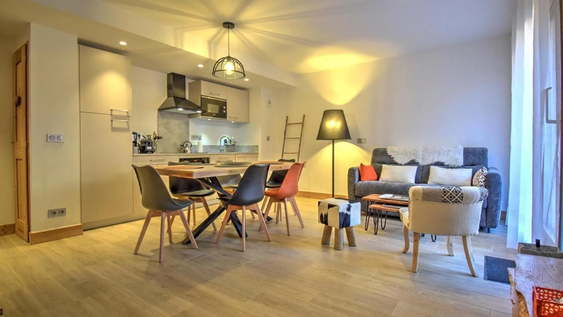 Appartement Moderne Au Centre De Morzine Avec Parking - Fr-1-524-136